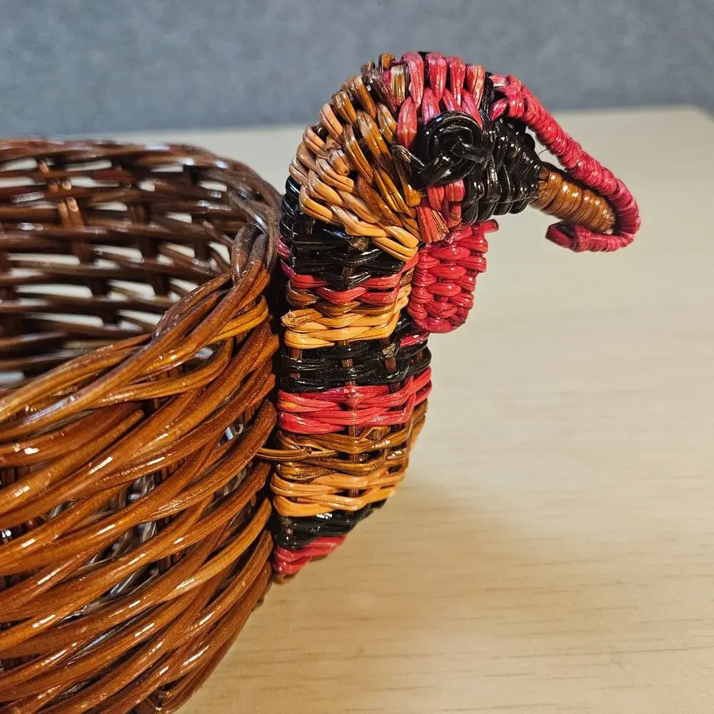 Vintage Hand-woven Wicker Turkey Basket Thanksgiving Centerpiece Decor Rustic